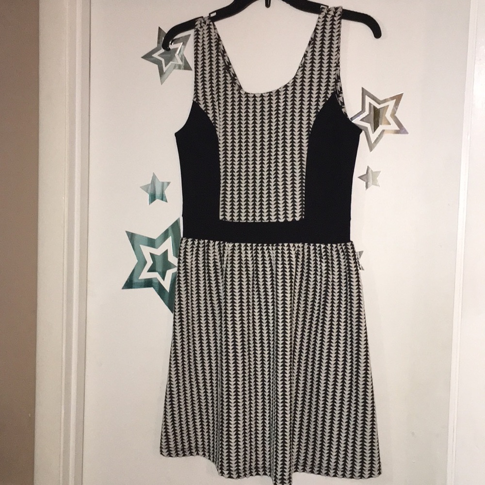 Black and white dress